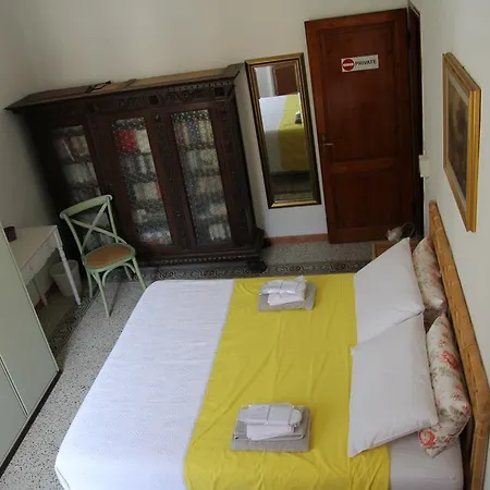 Oda ve Kahvaltı Burchiello Floransa